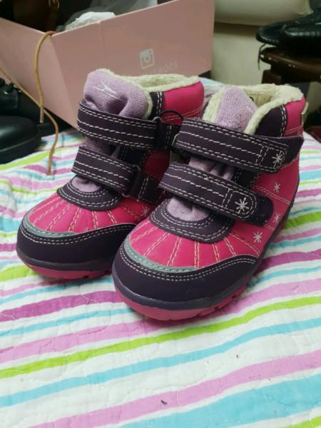 Brand new kids girl shoes good quality