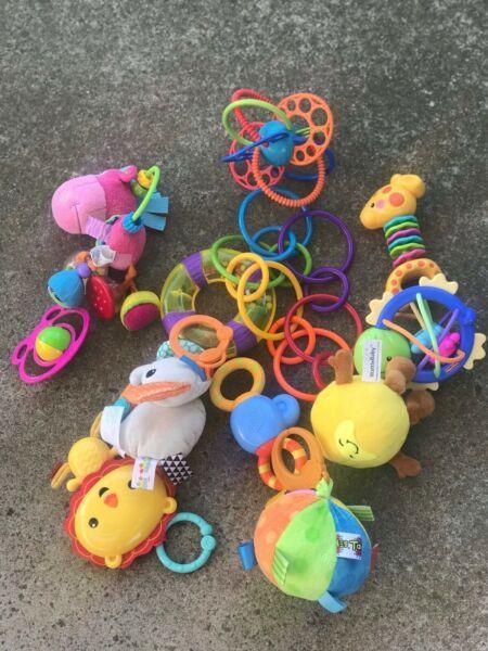 Baby toys: rattles