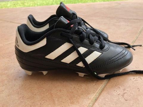 Boys junior kids Adidas soccer football boots size 13