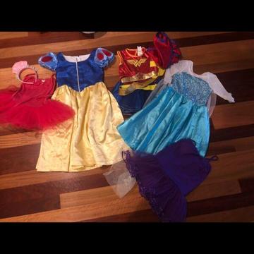 Dress ups x 5. Snow White.Ballet. Frozen. Wonder Woman size 4/5