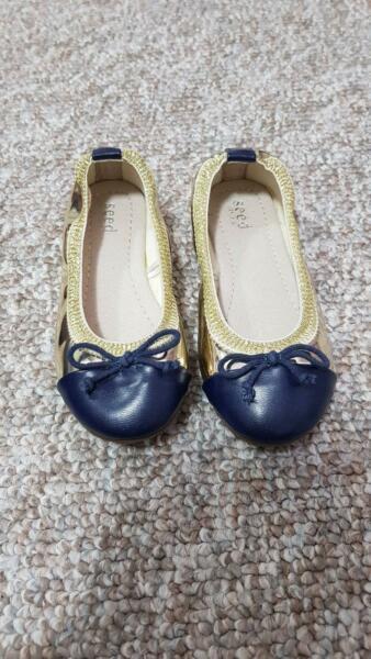 Brand New! SEED* Little girl's shoes SIZE 27
