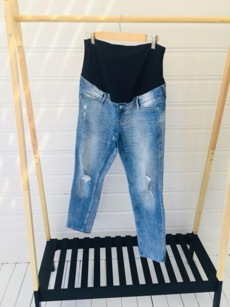 H&M maternity jeans - great fit with belly band