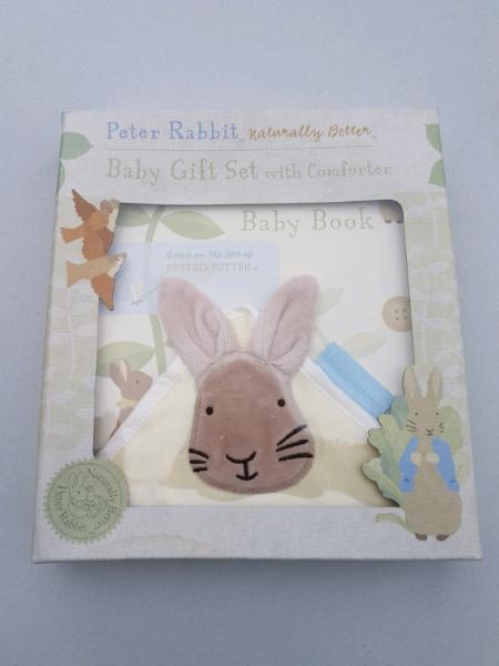 Peter Rabbit Gift Set With Comforter