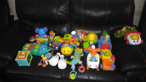 Infant toy bundle