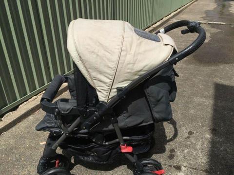 4 wheels Baby pram/stroller for new born