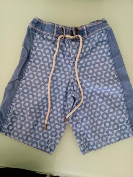 Country road quality board shorts size 6