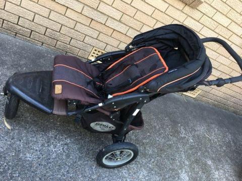 3 wheelers pram/strollers for new born and toddler