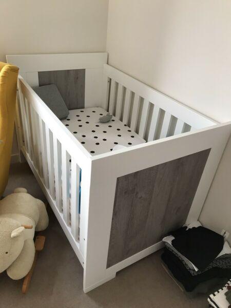 Charnwood baby Bedroom Set