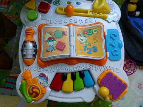 Leap frog musical play station