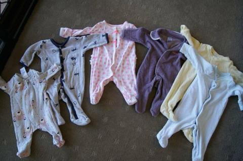 Baby girl clothes bundle - Newborn (0000) (26 items)
