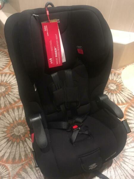 Britax Safe n Sound Maxi Rider car seats - nearly new with tags