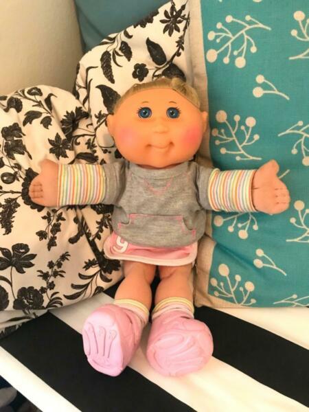 Cabbage patch kid doll- great condition