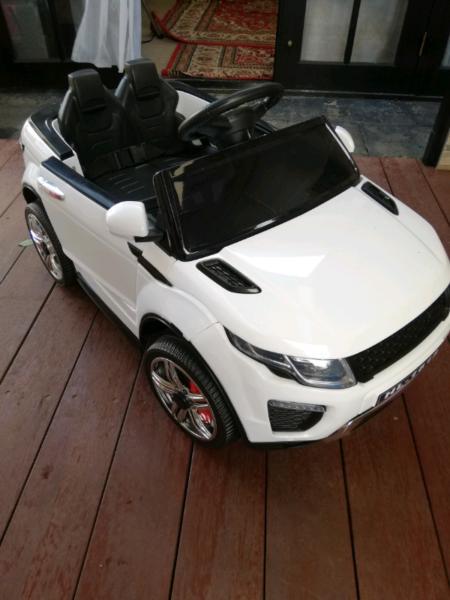 Kids ride on car ( Electric Range Rover )