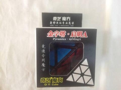 QiYi Pyraminx 3x3 Pyramid Speed Magic Cube Twist Rubix