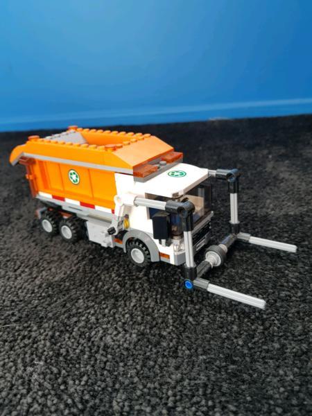 Lego 60118 garbage truck used