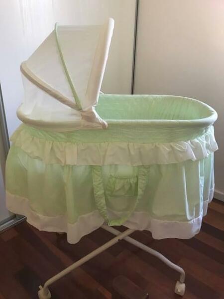 Love N Care Bassinet (For newborn to 4 months)