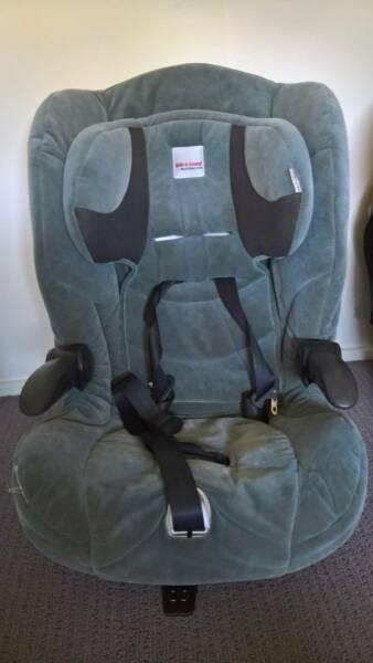Safe and Sound car seat (2-8 years)