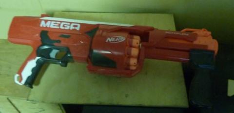 Nerf MEGA Rotofury