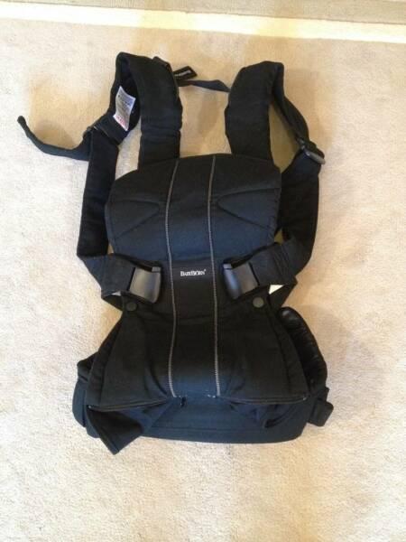 BabyBjorn baby carrier one