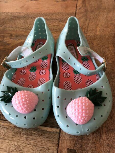 Kids Summer Jelly shoes size 29