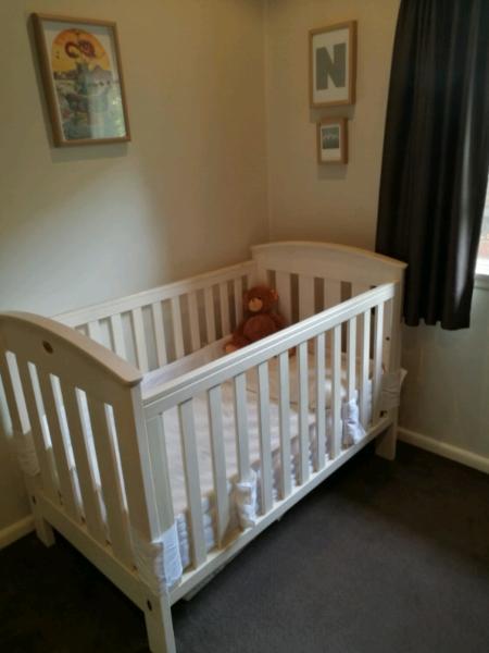 Boori country collection cot (matching tall boy available)