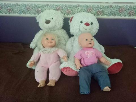 Free dolls and teddy bears