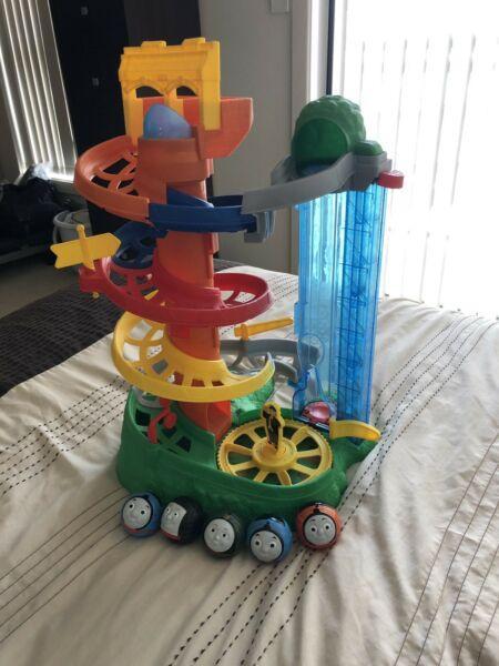 Fisher Price My First Thomas & Friends Rail Rollers Spiral Station