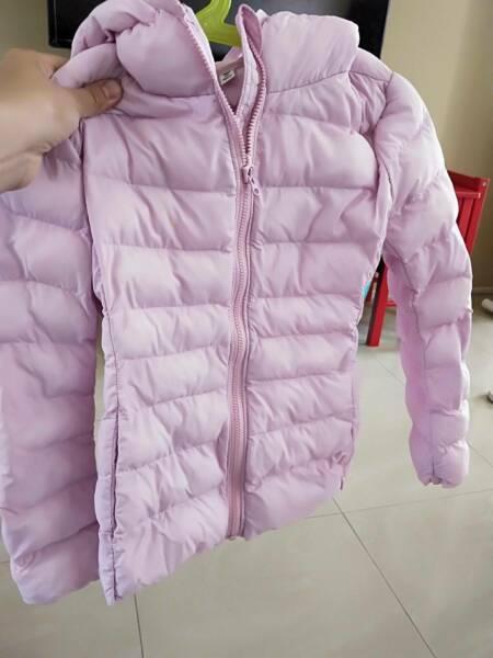 Uniqlo girls size 120 winter jacket