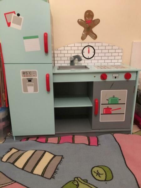 Kids toy kitchen