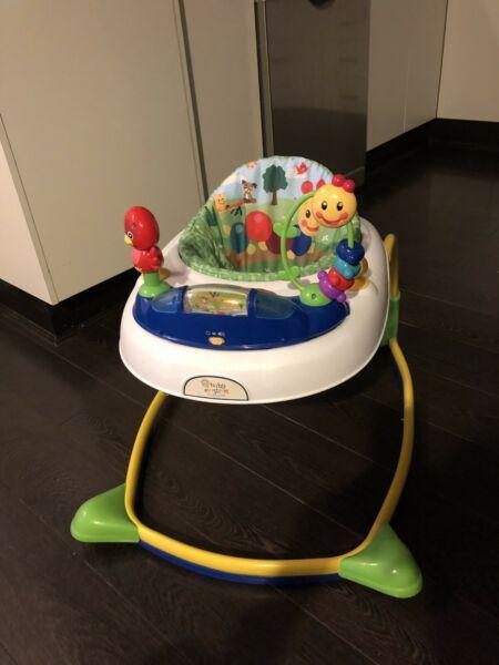 Baby Einstein - Caterpillar & friends discovery walker