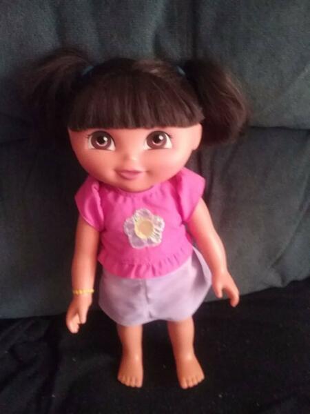 Dora the explorer doll