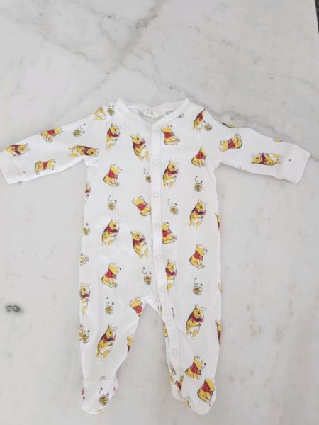 H&M size 1-2 months whinnie the poo print romper