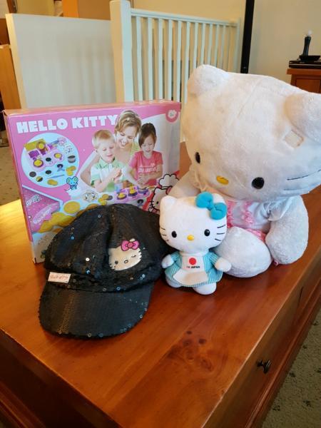 Hello Kitty bundle