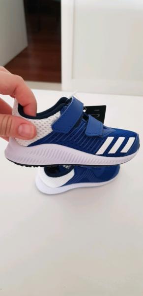 Adidas Toddler Velcro Shoes Size US 5K