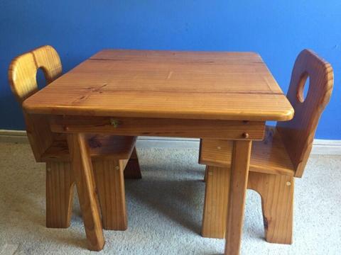 Children's Play Table & Chairs
