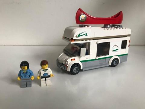 Lego City 60057 Camper Van