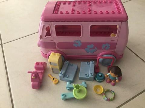 Dora Mega Blocks Camper van and accessories