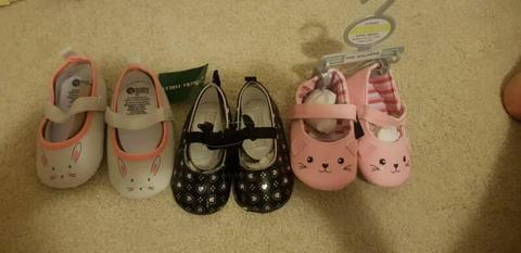 BNWT 3 pairs GORGEOUS Pre-Walker Crib Baby Shoes 6-12 months