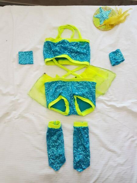 Girls's Blue&Yellow sequin Lyrical/Dance Costume (Size 4-6/Small)