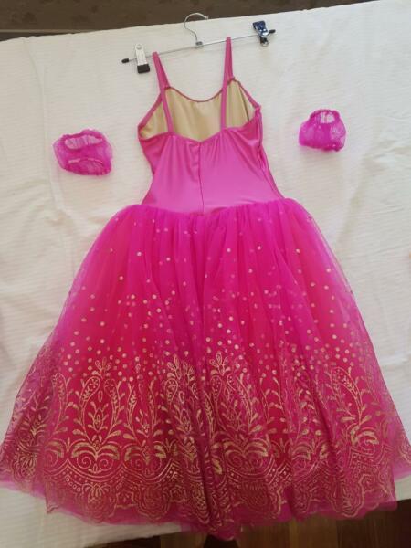Girl's Ballet costume/Hot Pink (Size Child 10-12) Great Cond