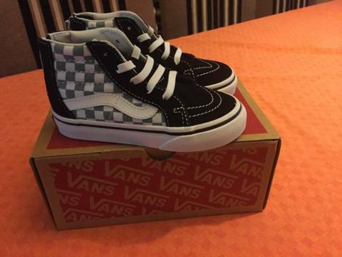 Vans Checkerboard- Brand New- Sk8 Hi Zip ankle boots for kids