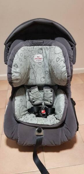 Safe n Sound Meridan AHR Convertible Baby Seat