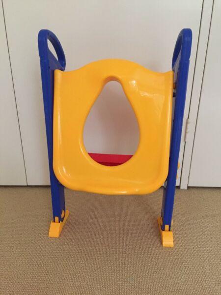 Toilet training seat