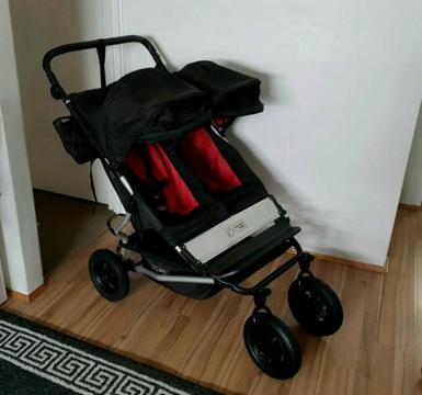 Mountain Buggy Duo Excellent condition  )