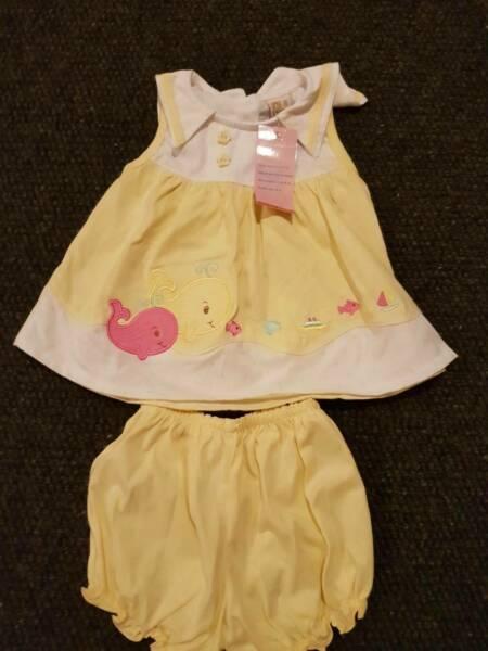 Baby girl outfit BNWT from 6-9 months