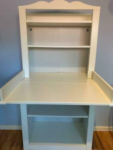 Hensvik Changing Table/Bookshelf, white