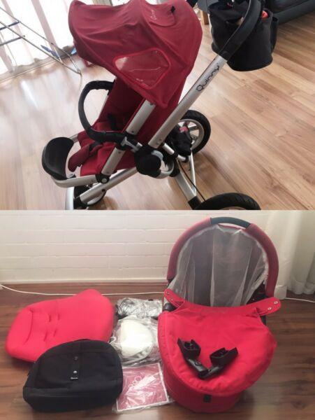 Premium pram Quinny Buzz foldable carry cot and everything included