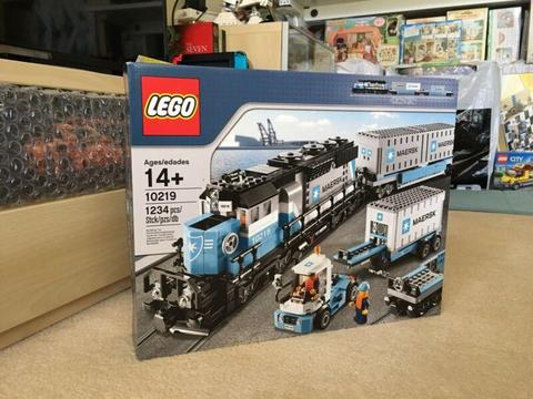 Lego 10219 Maersk Train BRAND NEW Factory-Sealed Mint Condition
