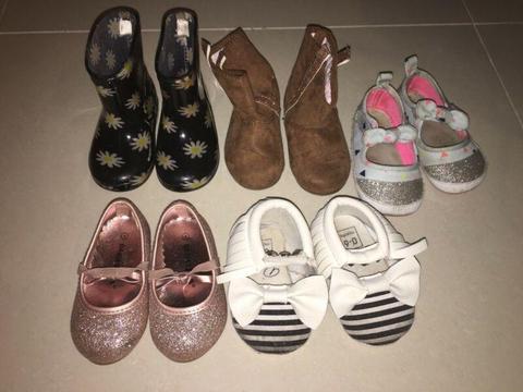 Baby girl shoes size 4