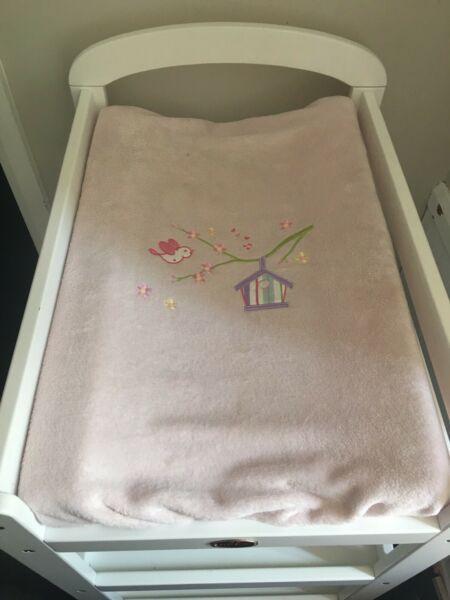 Baby Change table with change mat and covers x2